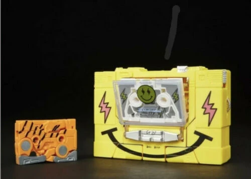 Hasbro Transformers Generations J Balvin Balvintron Energia Buzzsaw And Vibras Stripes 3-PackAction Figure 12 Hasbro Transformers Generations J Balvin Balvintron Energia Buzzsaw And Vibras Stripes 3-PackAction Figure