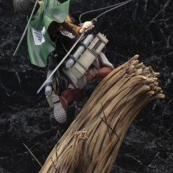 Kotobukiya 1/8 Attack On Titan Levi (Renewal Package Ver.) ArtFXJ Scale Statue PP803