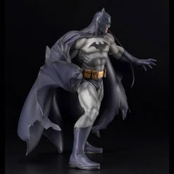 Kotobukiya 1/6 DC Batman: Hush Batman ArtFx+ Statue