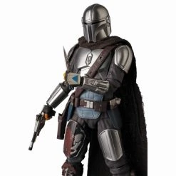 Medicom Toy Mafex No. 129 Beskar Armor Mandalorian Star Wars The Mandalorian Action Figure