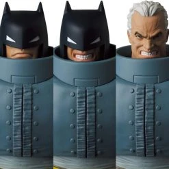 Medicom Toy Mafex No. 146 Armored Batman The Dark Knight Returns Action Figure Medicom 20 Medicom Toy Mafex No. 146 Armored Batman The Dark Knight Returns Action Figure Medicom