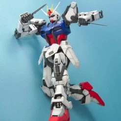 Bandai Gundam 1/60 PG Gundam SEED GAT-X105 Strike Gundam Model Kit