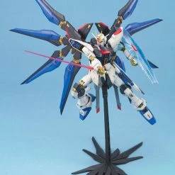 Bandai Gundam 1/100 MG Seed Destiny ZGMF-X20A Strike Freedom Gundam Model Kit