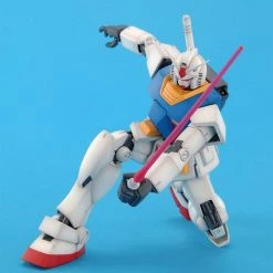 Bandai Gundam 1/100 MG Gundam 0079 RX-78-2 Gundam Ver 2.0 Model Kit