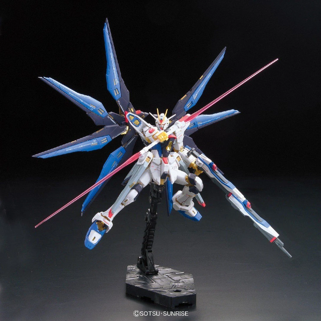 Bandai Gundam 1/144 RG #14 Gundam Seed Destiny ZGMF-X20A Strike Freedom Gundam Model Kit 7 Bandai Gundam 1/144 RG #14 Gundam Seed Destiny ZGMF-X20A Strike Freedom Gundam Model Kit