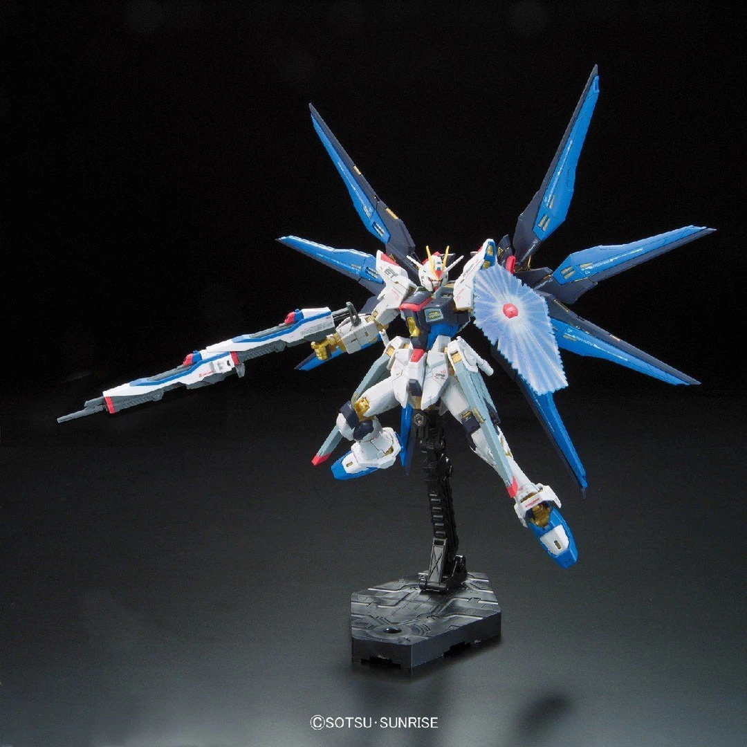 Bandai Gundam 1/144 RG #14 Gundam Seed Destiny ZGMF-X20A Strike Freedom Gundam Model Kit 9 Bandai Gundam 1/144 RG #14 Gundam Seed Destiny ZGMF-X20A Strike Freedom Gundam Model Kit