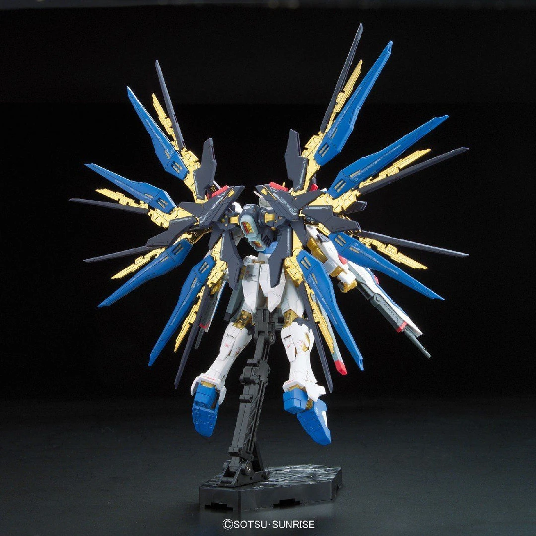 Bandai Gundam 1/144 RG #14 Gundam Seed Destiny ZGMF-X20A Strike Freedom Gundam Model Kit 14 Bandai Gundam 1/144 RG #14 Gundam Seed Destiny ZGMF-X20A Strike Freedom Gundam Model Kit