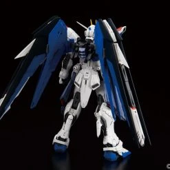Bandai Gundam 1/100 MG Seed ZGMF-X10A Freedom Gundam 2.0 Model Kit
