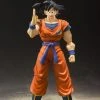 Bandai S.H. Figuarts Dragonball Z Son Goku 2.0 ( A Saiyan Raised On Earth) Action Figure