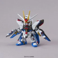 Bandai Gundam SD EX-Standard #006 Strike Freedom Model Kit