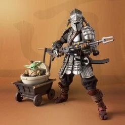 Bandai Tamashii Nations Movie Realization Star Wars The Mandalorian (Beskar Armor) & Grogu Mei Sho Ronin Mandalorian Action Figure