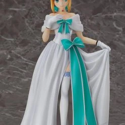 Good Smile Company 1/7 Fate/Grand Order Saber (Altria Pendragon) Heroic Spirit Formal Dress Ver. Scale Statue Figure