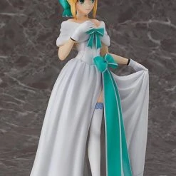 Good Smile Company 1/7 Fate/Grand Order Saber (Altria Pendragon) Heroic Spirit Formal Dress Ver. Scale Statue Figure