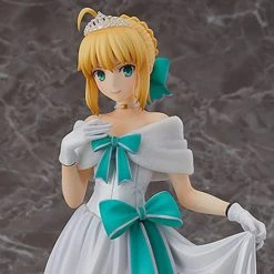 Good Smile Company 1/7 Fate/Grand Order Saber (Altria Pendragon) Heroic Spirit Formal Dress Ver. Scale Statue Figure
