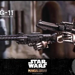 Hot Toys 1/6 Star Wars The Mandalorian 1/6 IG-11 Scale Collectible Figure TMS008 Action Figure