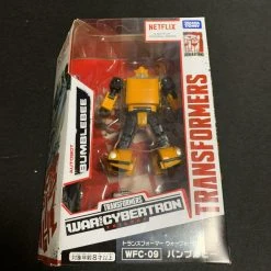 Hasbro Transformers Generations War For Cybertron Deluxe Bumblebee Action Figure Netflix Exclusive WFC-09 (Japan Ver.)