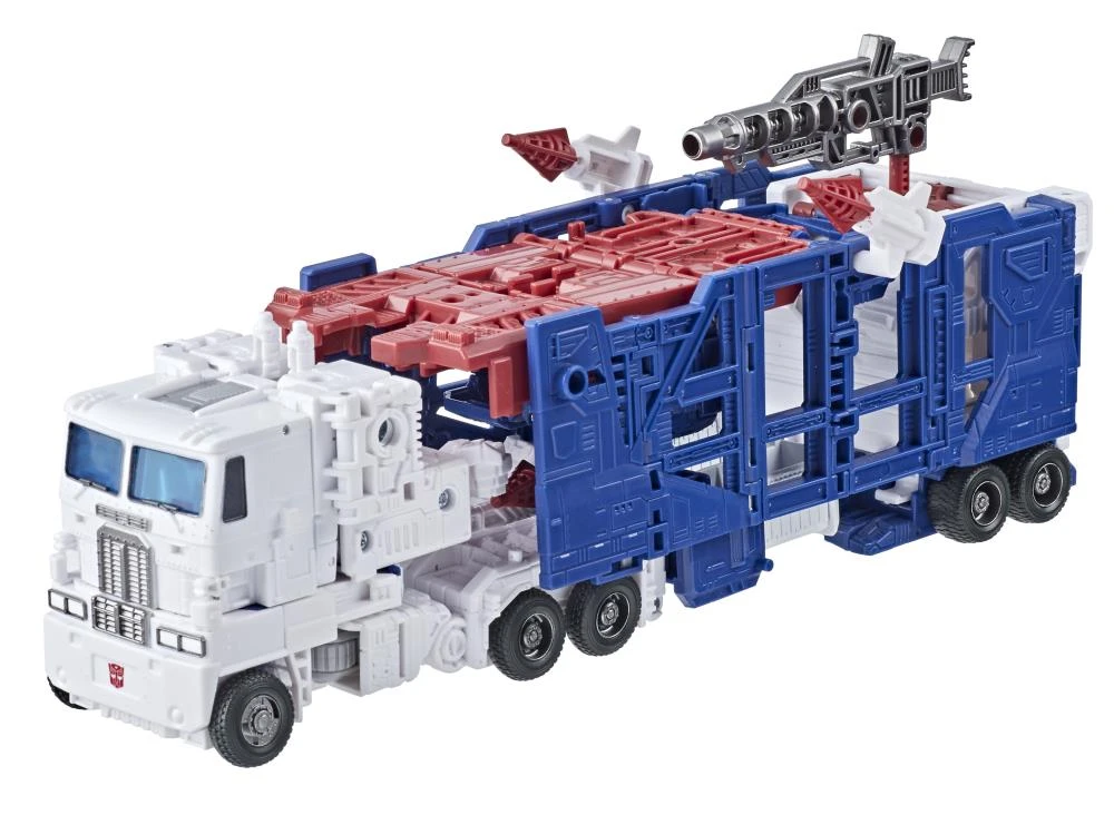 Hasbro Transformers Generations War For Cybertron: Kingdom Leader Ultra Magnus Action Figure WFC-K20 4 Hasbro Transformers Generations War For Cybertron: Kingdom Leader Ultra Magnus Action Figure WFC-K20