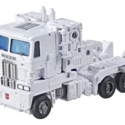 Hasbro Transformers Generations War For Cybertron: Kingdom Leader Ultra Magnus Action Figure WFC-K20 11 Hasbro Transformers Generations War For Cybertron: Kingdom Leader Ultra Magnus Action Figure WFC-K20