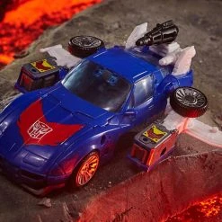 Hasbro Transformers Generations War For Cybertron: Kingdom Deluxe Tracks Action Figure WFC-K26 17 Hasbro Transformers Generations War For Cybertron: Kingdom Deluxe Tracks Action Figure WFC-K26