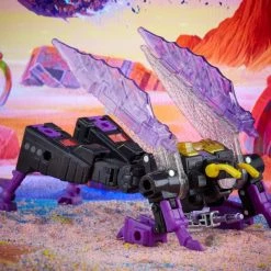 Hasbro Transformers Generations Legacy Deluxe Class Kickback Action Figure