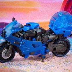 Hasbro Transformers Generations Legacy Deluxe Class Prime Universe Arcee Action Figure