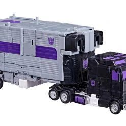 Hasbro Transformers Generations Legacy Commander Class Motormaster Action Figure