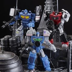 Hasbro Transformers Generations War For Cybertron: Siege Refraktor (Reflector) Reconnaissance Team 3-Pack Action Figures Exclusive